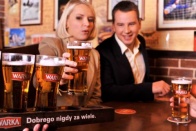 Polacy na piwie w pubie bez dymka